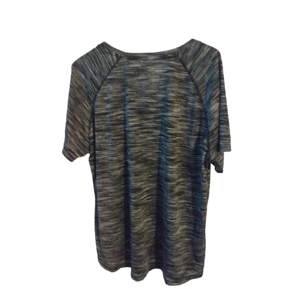 Reebok Activewear Color Blocked Black & Gray Short Sleeved Plus Sized Top 2X - Picture 6 of 8